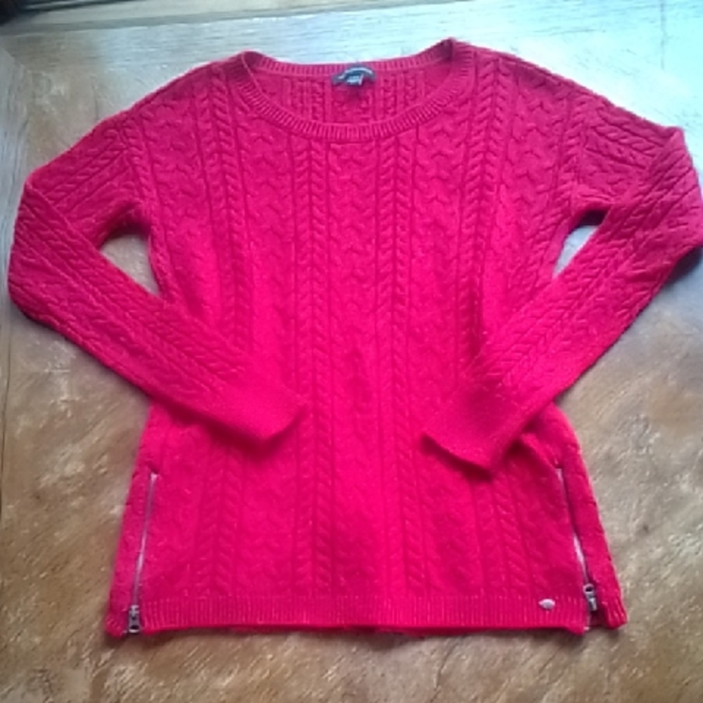 American Eagle Outfitters Red Cable Knit Sweater!!!